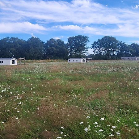 Hoeve Twente - De Bonte Specht Villa Heythuysen Bagian luar foto