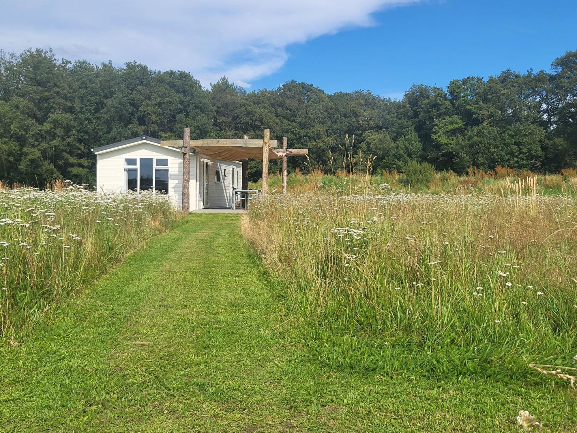 Hoeve Twente - De Bonte Specht Villa Heythuysen Bagian luar foto